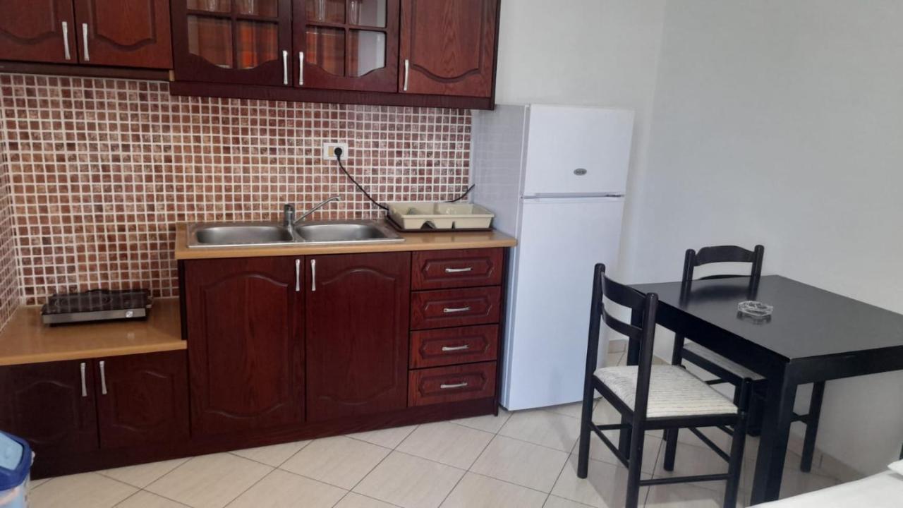 Vita Apartment - Spacious Garden And Balcony 5 Min To Beach & Center Ksamil Extérieur photo