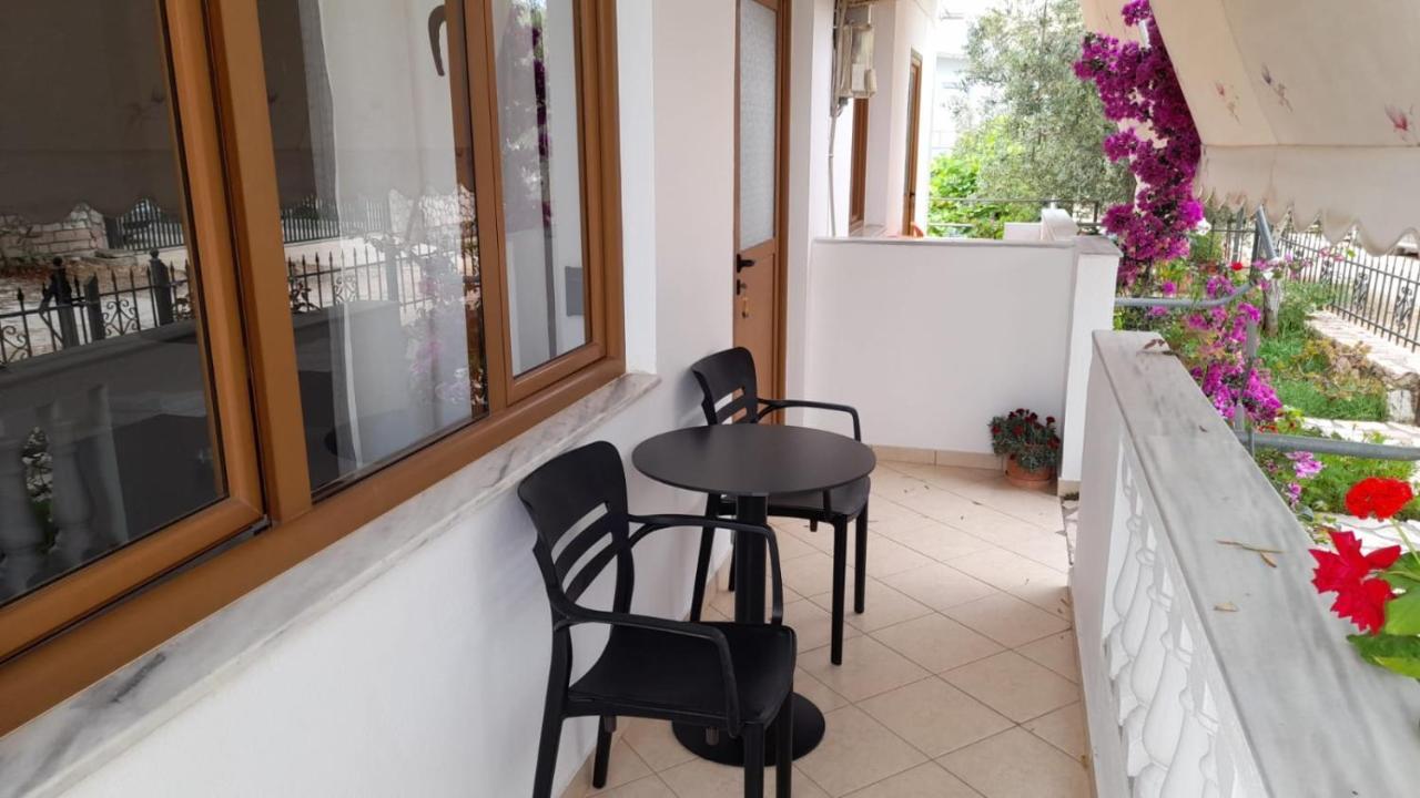 Vita Apartment - Spacious Garden And Balcony 5 Min To Beach & Center Ksamil Extérieur photo