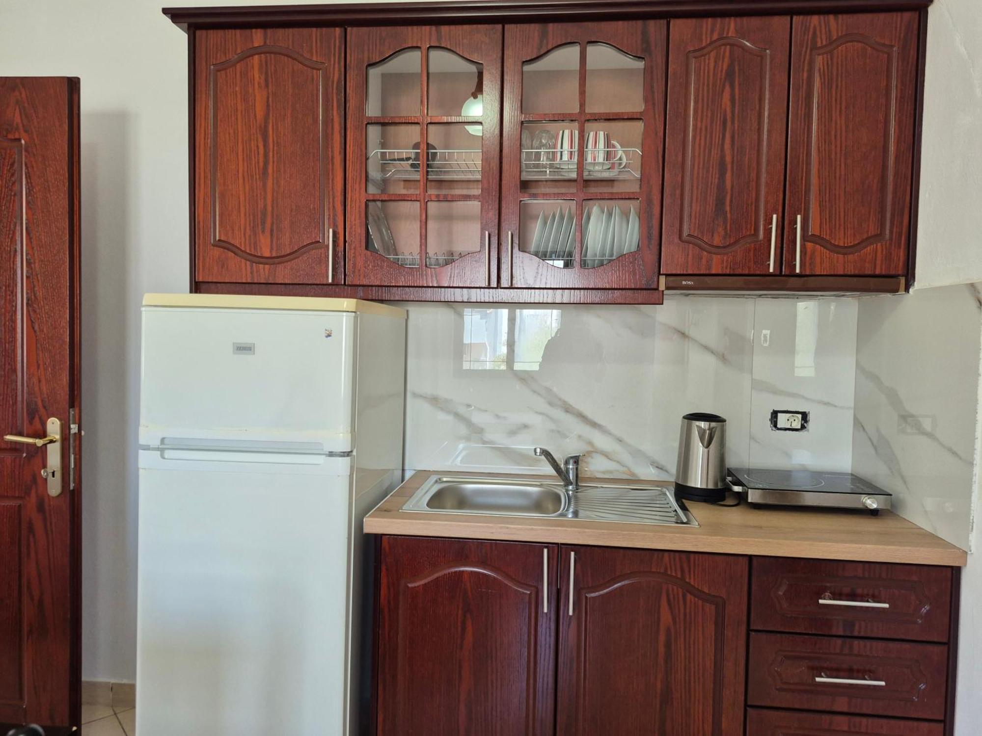 Vita Apartment - Spacious Garden And Balcony 5 Min To Beach & Center Ksamil Extérieur photo