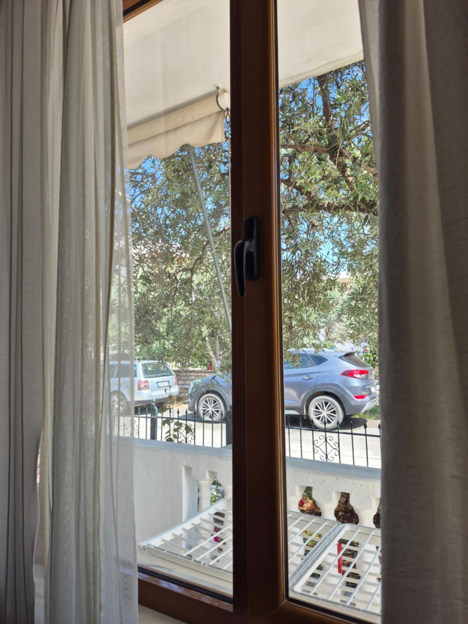Vita Apartment - Spacious Garden And Balcony 5 Min To Beach & Center Ksamil Extérieur photo