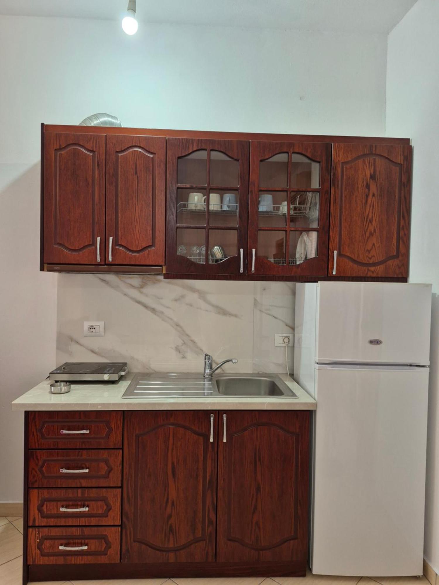 Vita Apartment - Spacious Garden And Balcony 5 Min To Beach & Center Ksamil Extérieur photo