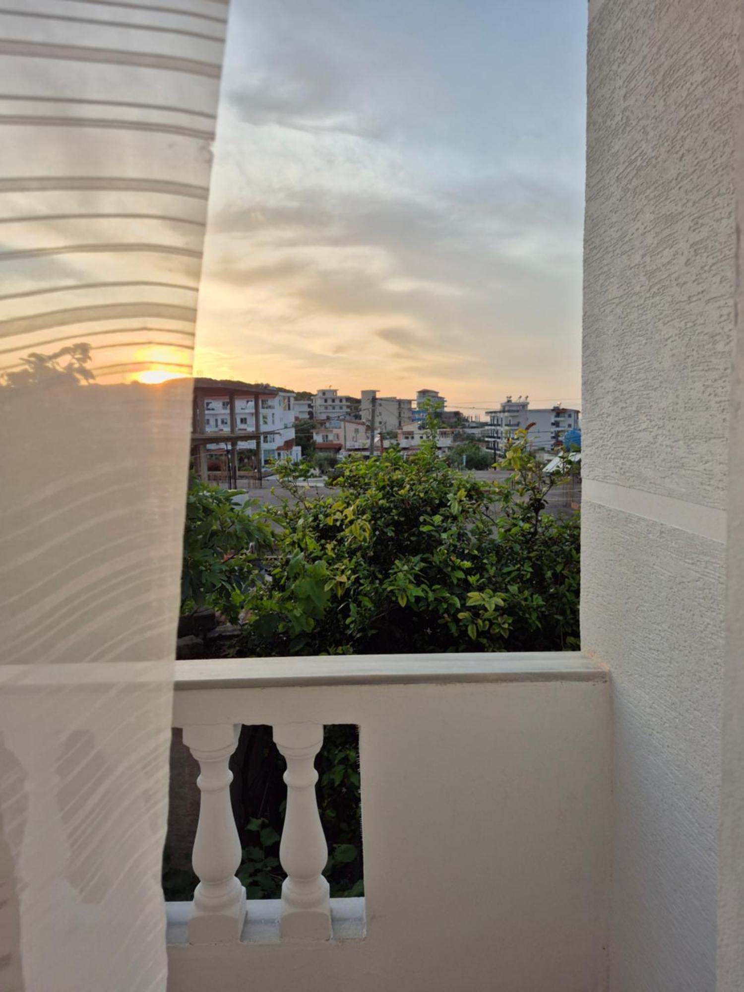 Vita Apartment - Spacious Garden And Balcony 5 Min To Beach & Center Ksamil Extérieur photo