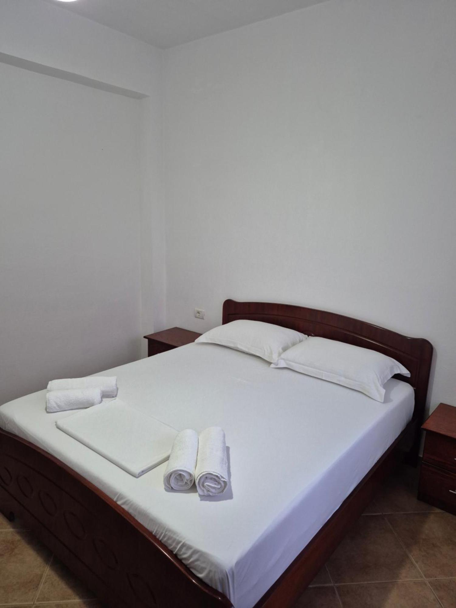 Vita Apartment - Spacious Garden And Balcony 5 Min To Beach & Center Ksamil Extérieur photo