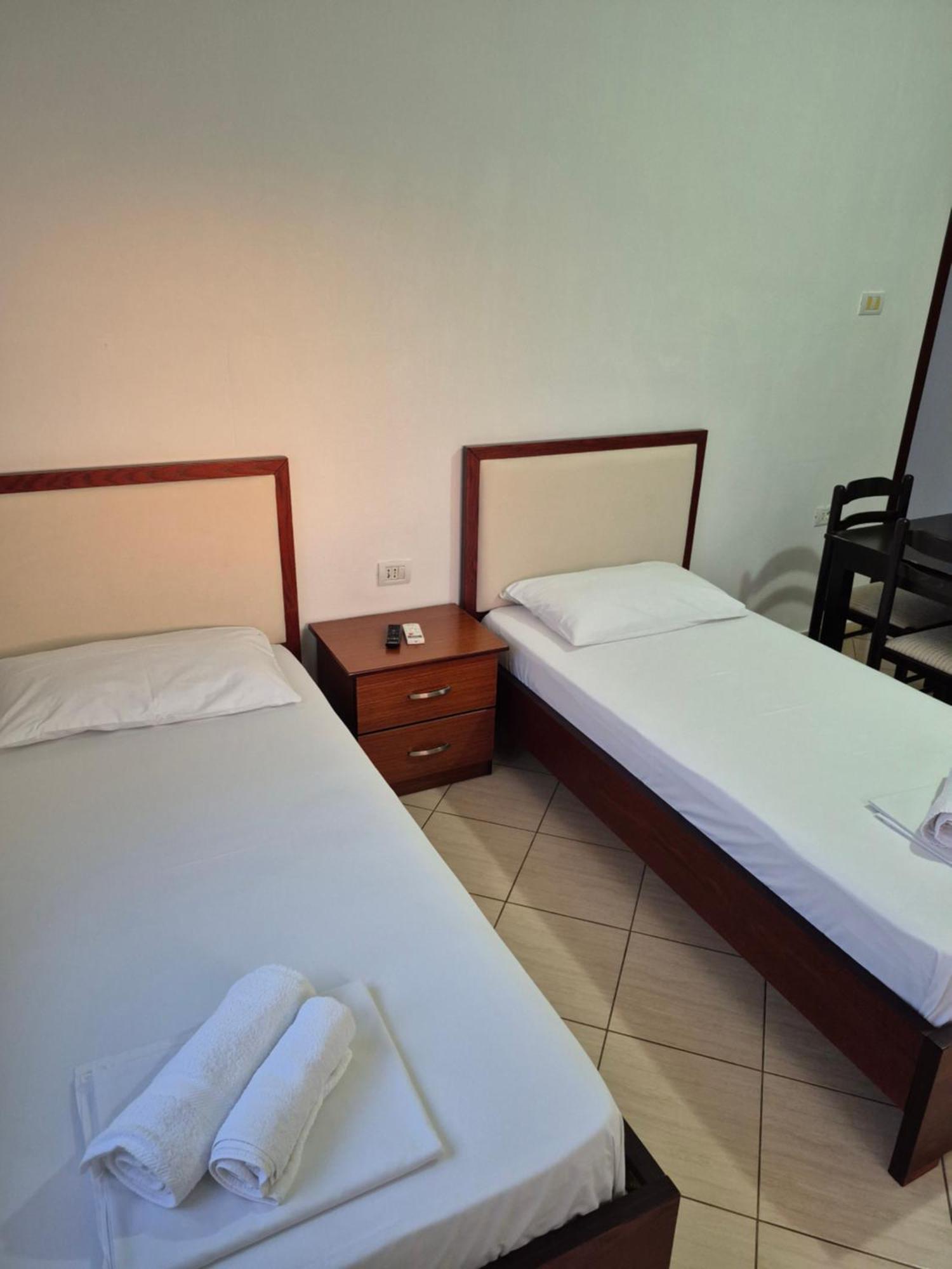Vita Apartment - Spacious Garden And Balcony 5 Min To Beach & Center Ksamil Extérieur photo